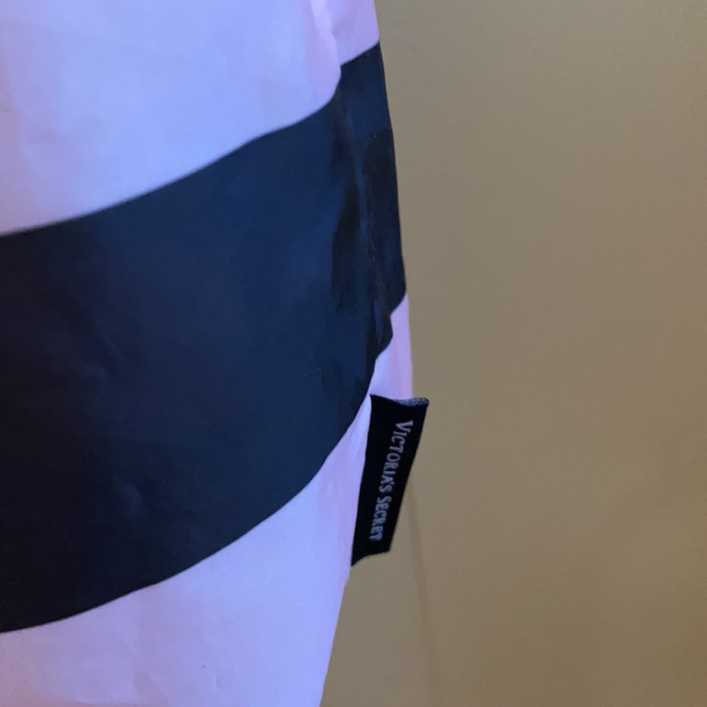 Victoria Secret Tote - Picture 3 of 6